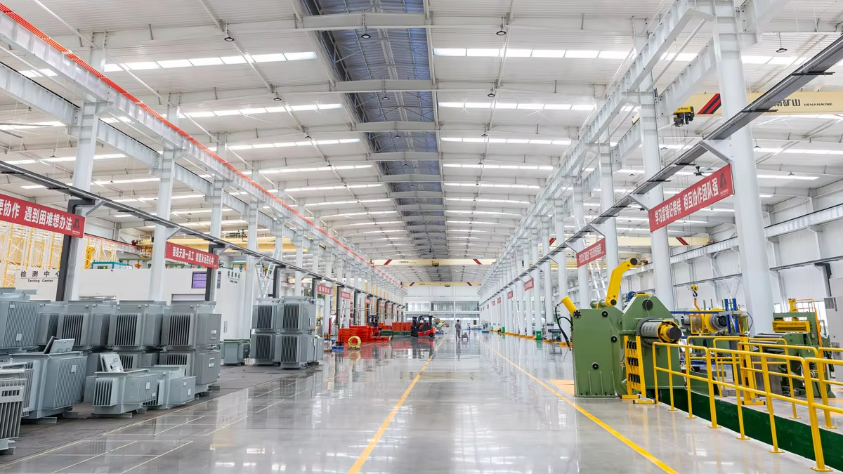 VR view of the factory floor