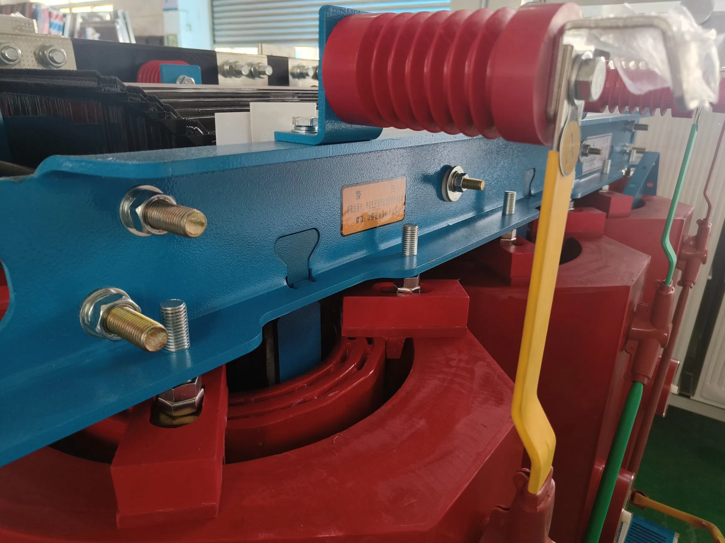 100kVA 150kVA 630kVA 1000kVA 2000kVA 3000kVA Step Down Hv 20kv 15kv 10kv to 0.4kv 3 Phase Electrical Resin-Cast Dry Type Power Transformer with IP20 Enclosure