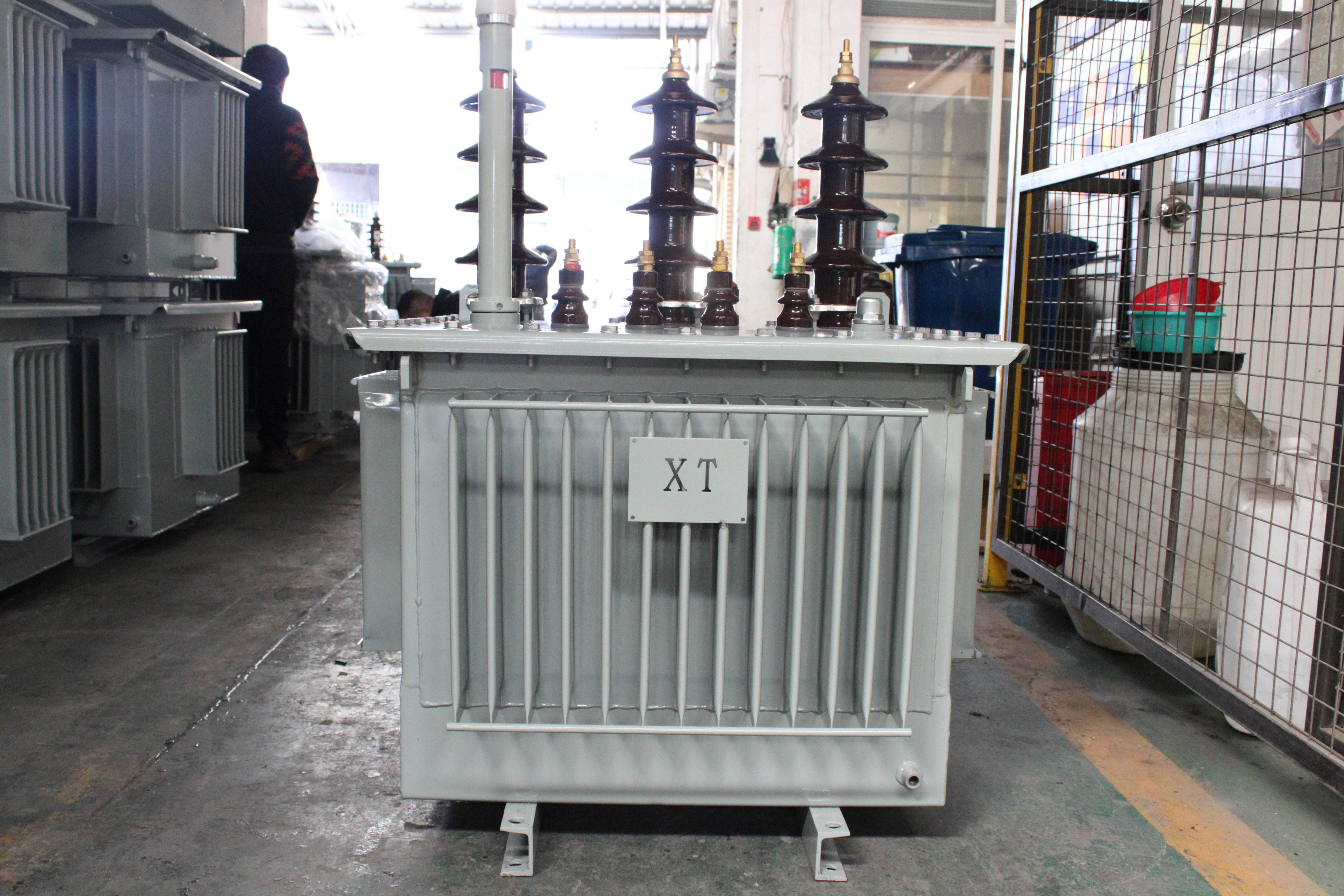 Three-Phase Oil-Immersed Flyback Power Distribution Transformer 11kV/22kV Triple-Winding Coil Aluminum Winding S13 Model Xinhuan