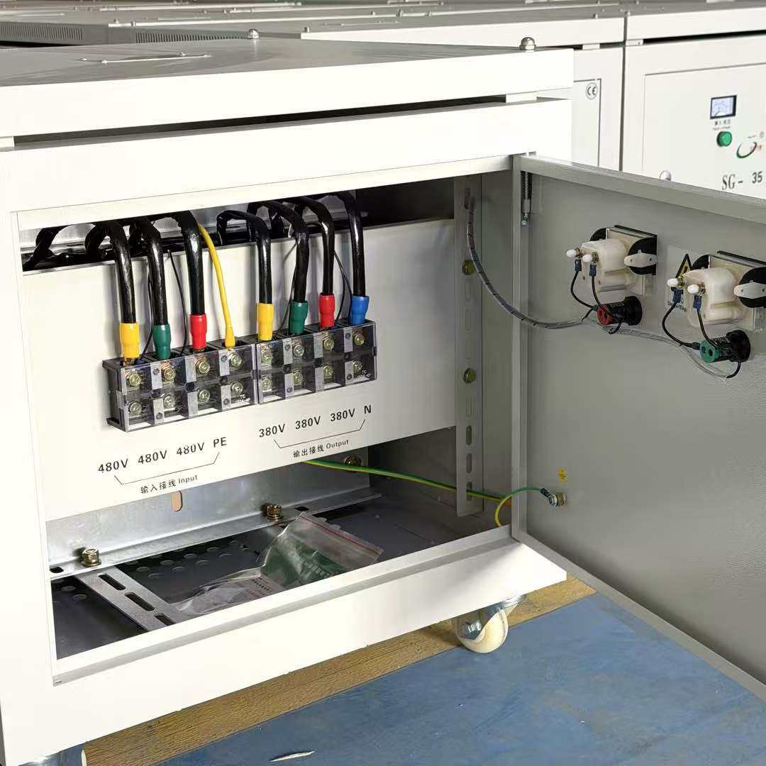 Three Phase 400V 380V to 220V 110V Step Down Isolation Transformer 10KVA 30KVA CE/ISO9001 Certified High Efficiency