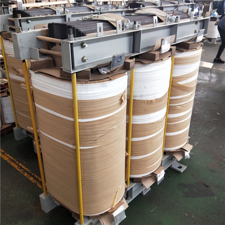 IEC/ANSI Certified Cylindrical Pole-Mounted Oil-Immersed Transformer - Compact Design for Safe Outdoor Pole Installation