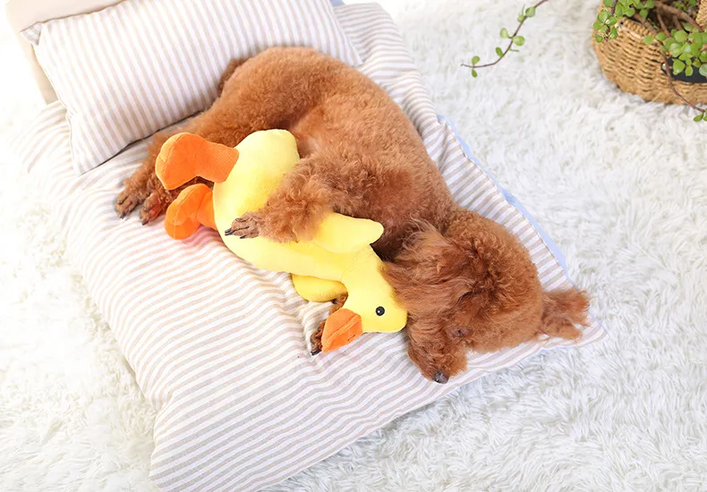 Hot Selling Cute Dog Toy Stuffed Duck Squeaky Chew Toy for Puppy