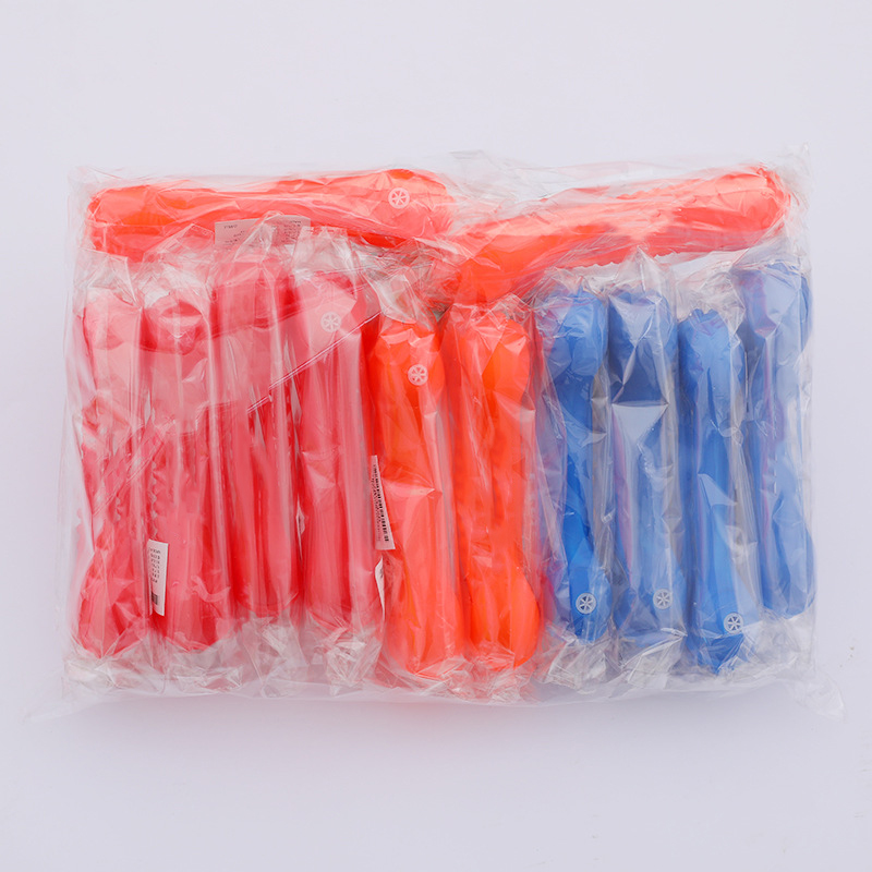 Non-Toxic Eco-Friendly Durable Squeaky 15cm Cute Assorted Colors Vinyl &amp; Rubber Dental Pet Chew Toys for Small Medium Dogs