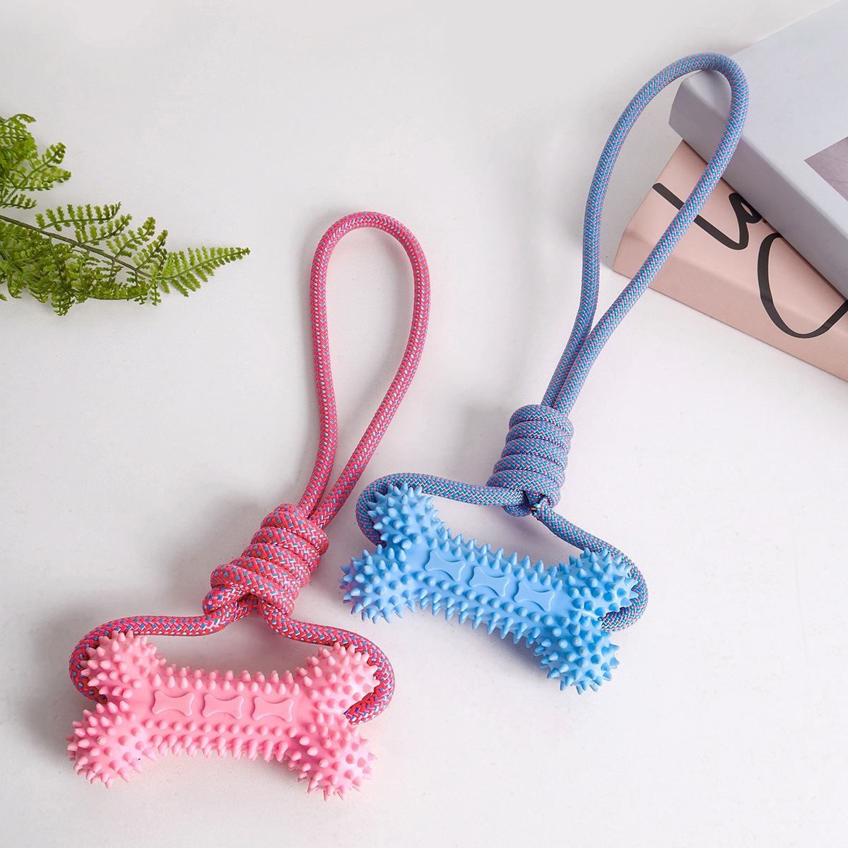 Interactive High Quality Durable Pet Bone Shaped Rubber Chew Dog Toy to Relieve Teeth Grinding Boredom