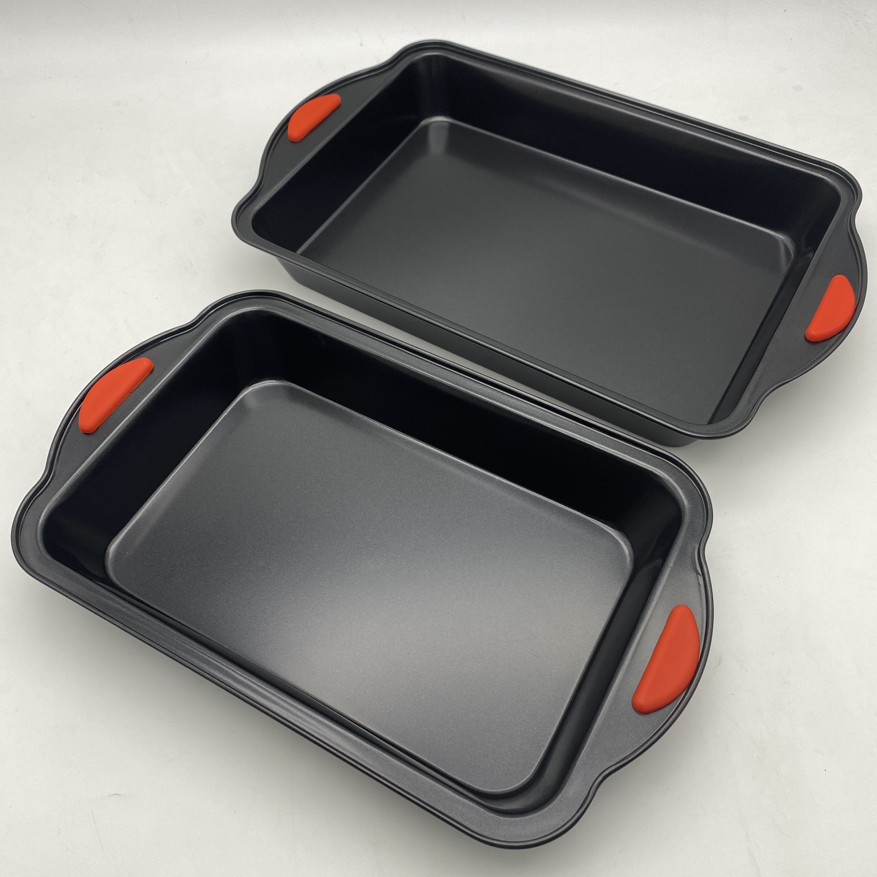 2-Piece Home Kitchen Baking Pan with Red Silicone Handles Carbon Steel Cookie Sheets