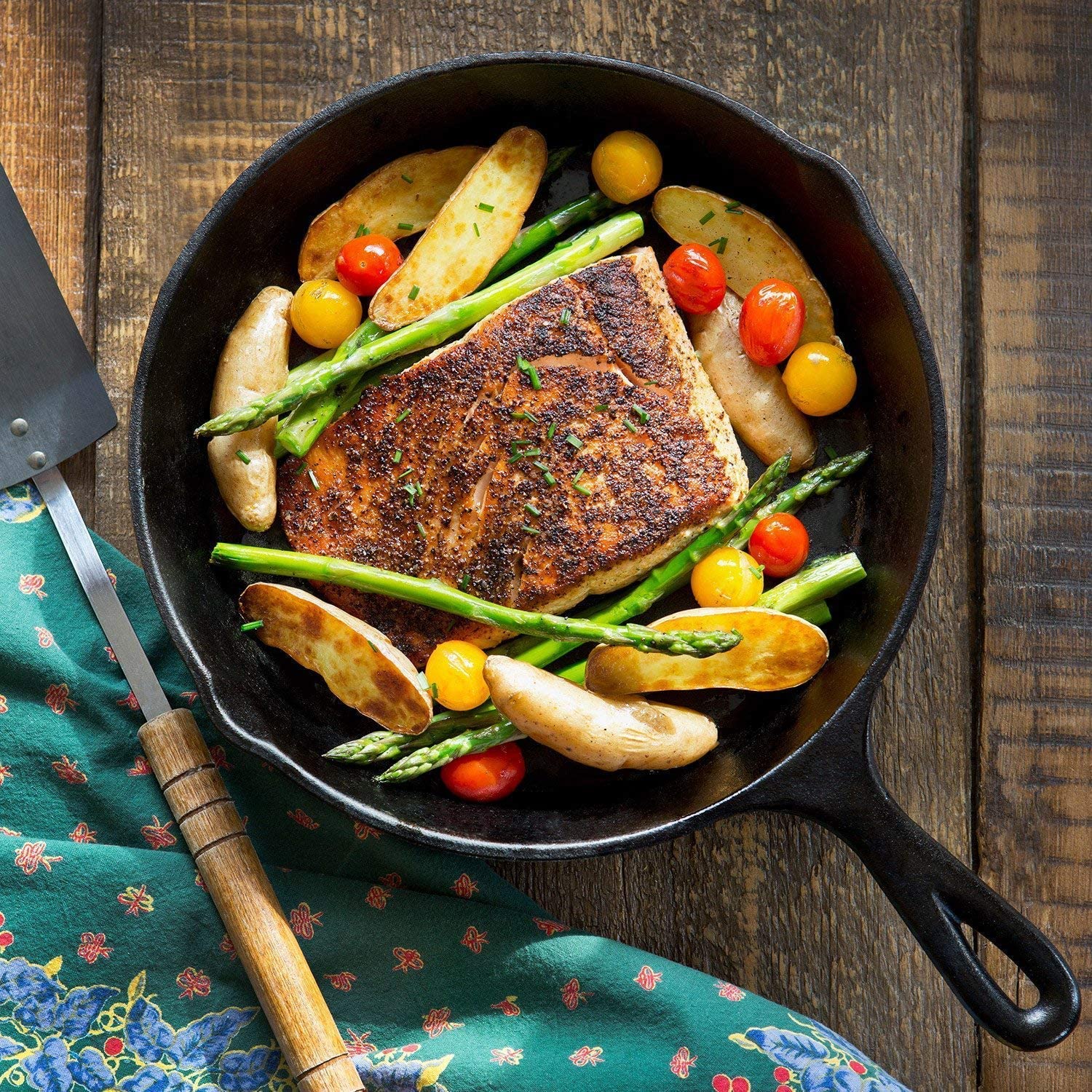 Professional Chef Quality Pre-Seasoned Cast Iron Skillets Set 3 Piece Eco-Friendly 10\" 8\" 6\" Pans Modern Design for Home Use
