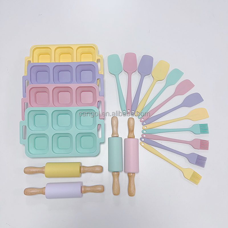 Custom Silicone Baking Tools Set Silicone Muffin Pan with Handle Brush Rolling Pin Spatula for Kids Toddlers Baking Kitchen