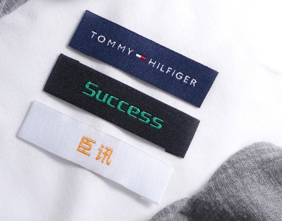 Brand label detail 1