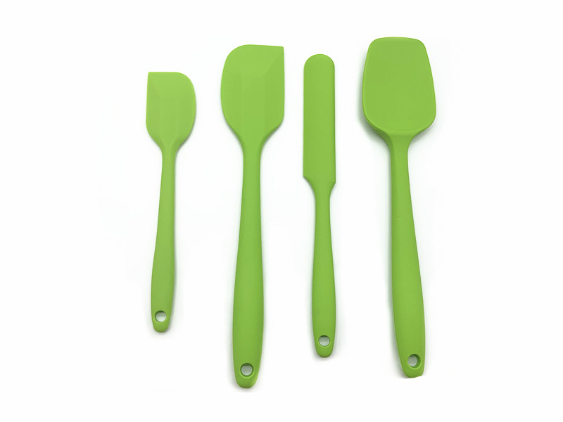 Wholesale Set of 6 Food Grade Silicone Spatulas Non-Stick and Heat Resistant Cleaning and Baking Tools