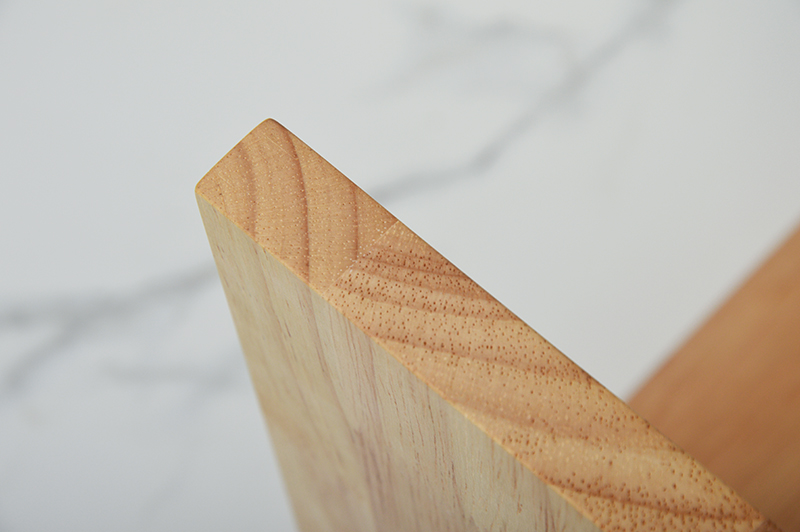 Wood grain pores