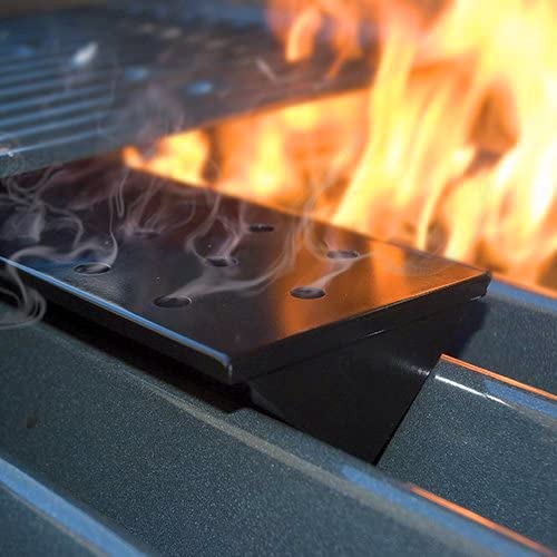 BBQ Accessories Heavy Duty Metal V-Shape Wood Chips Smoker Box for Pastrami Grilling Outdoor Barbecue