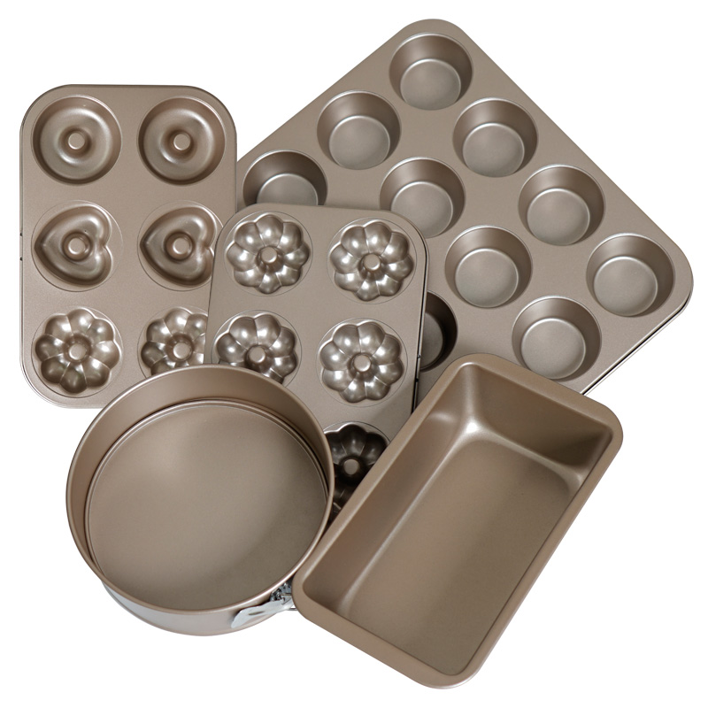 Bakeware Detail 1