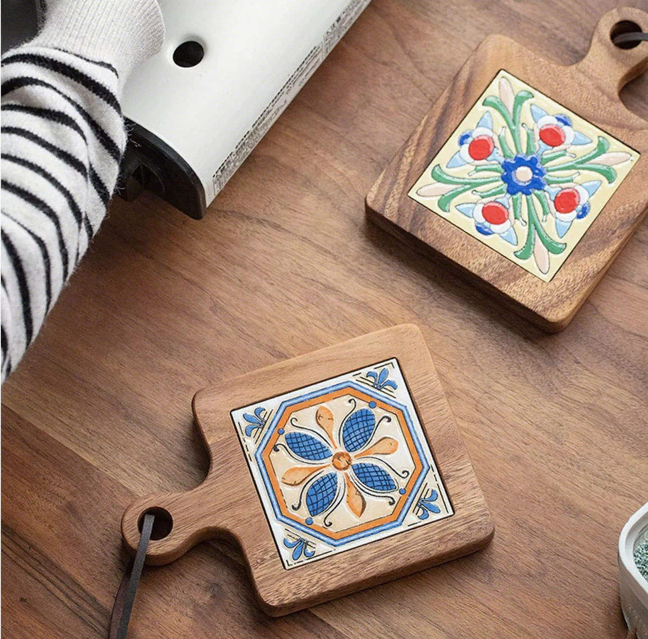 Wooden Non-Slip Coasters Oven Mitts Stand Hot Dishes Trivets Pads for Kitchen Table for Hot Pots Pans Kitchen Mats Pads Elegant