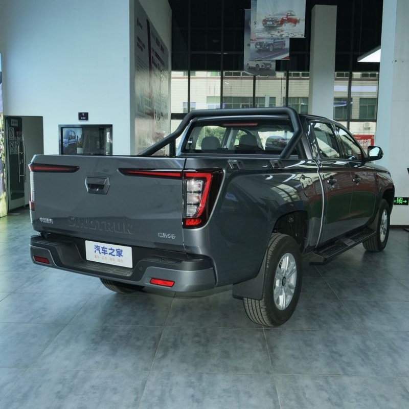 Used Sinotruk Bolden S6 4X4 Commercial Version Pickup Truck Cargo Trucks for Sale