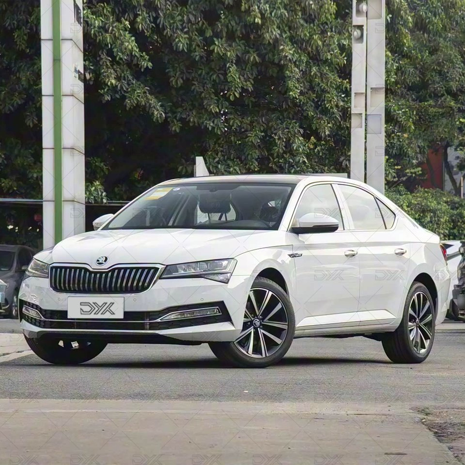 2025 Used Skoda Superb Tsi330 DSG Luxury LHD 5-Seater Petrol Gasoline Car Hatchback 2WD New Luxury Car Made in China Low Price for Wholesale