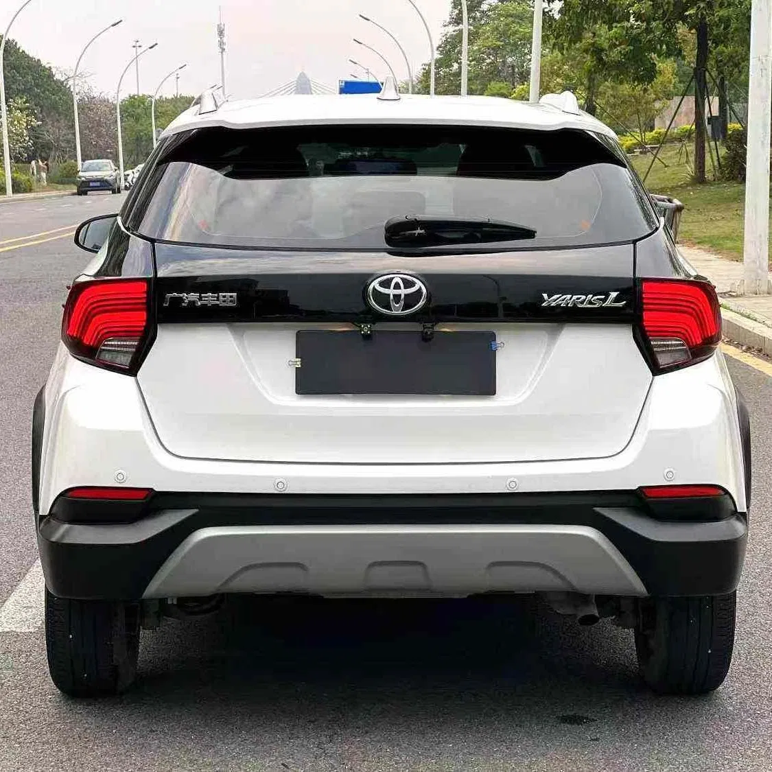China-Sourced New Toyota Yaris 2025 Hatchback Multi-Function Steering Wheel Bluetooth - Bulk Export Certified Pre-Owned Toyota Yaris 2022 Hybrid CVT Used Car