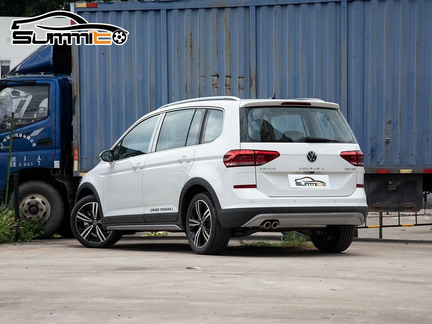 Latest Model Volkswagen Touran Adult MPV Car Cheap Auto Automatic Used Gasoline Commercial Vehicle