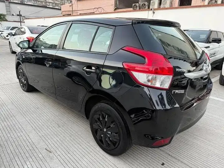 Toyota Yaris Interior