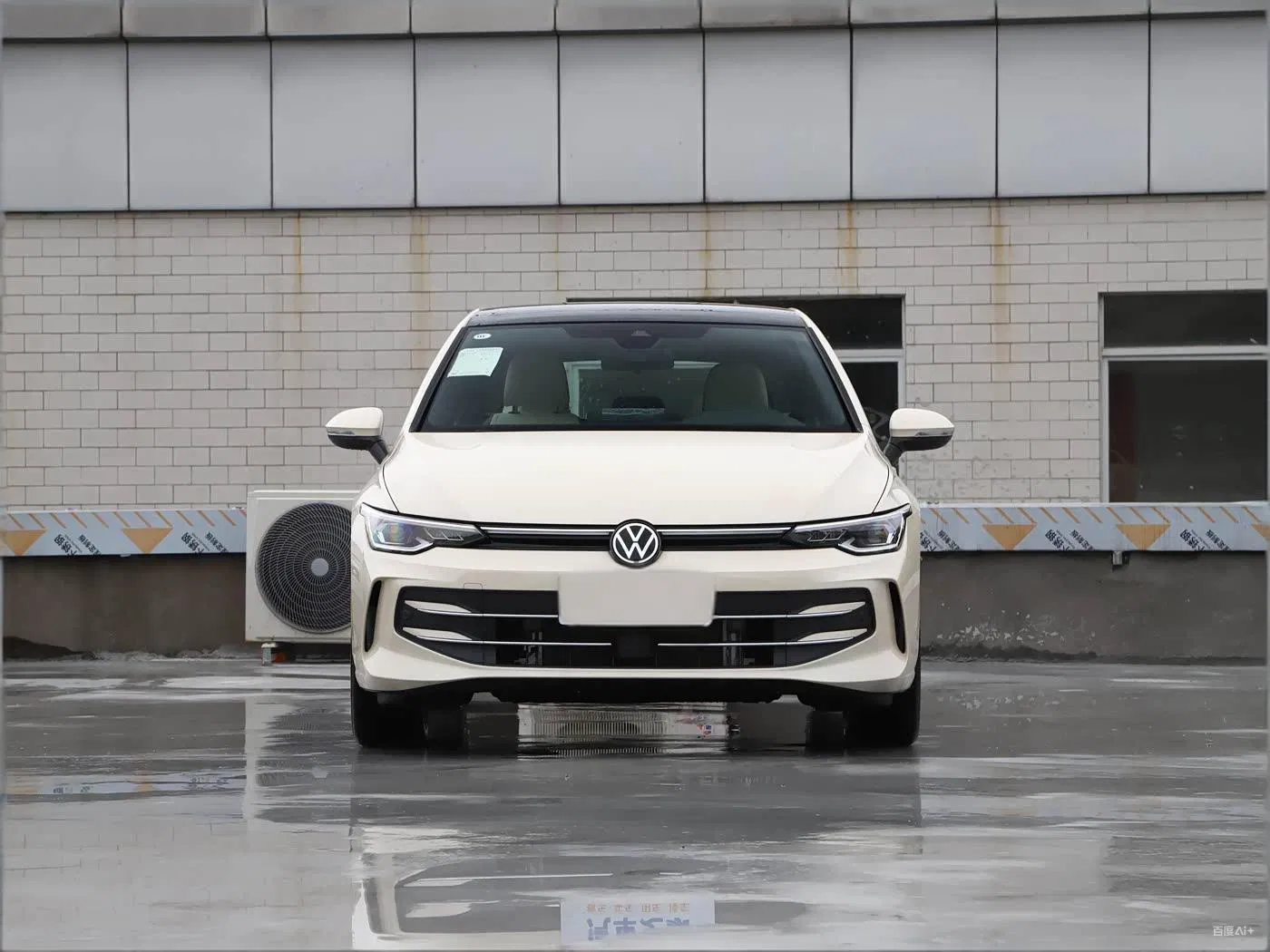 Well-Maintained 2023 VW Golf Gti 2.0t Gasoline Auto Ready to Ship Used Cars Wholesale Batch Supply, Sport Seats &amp; LED Lights