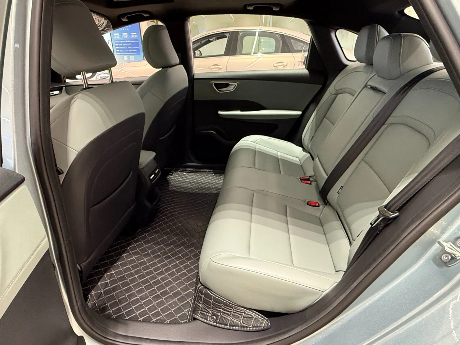 Wholesale 2025 Roewe D6 450km Range Electric Compact Sedan Used Car