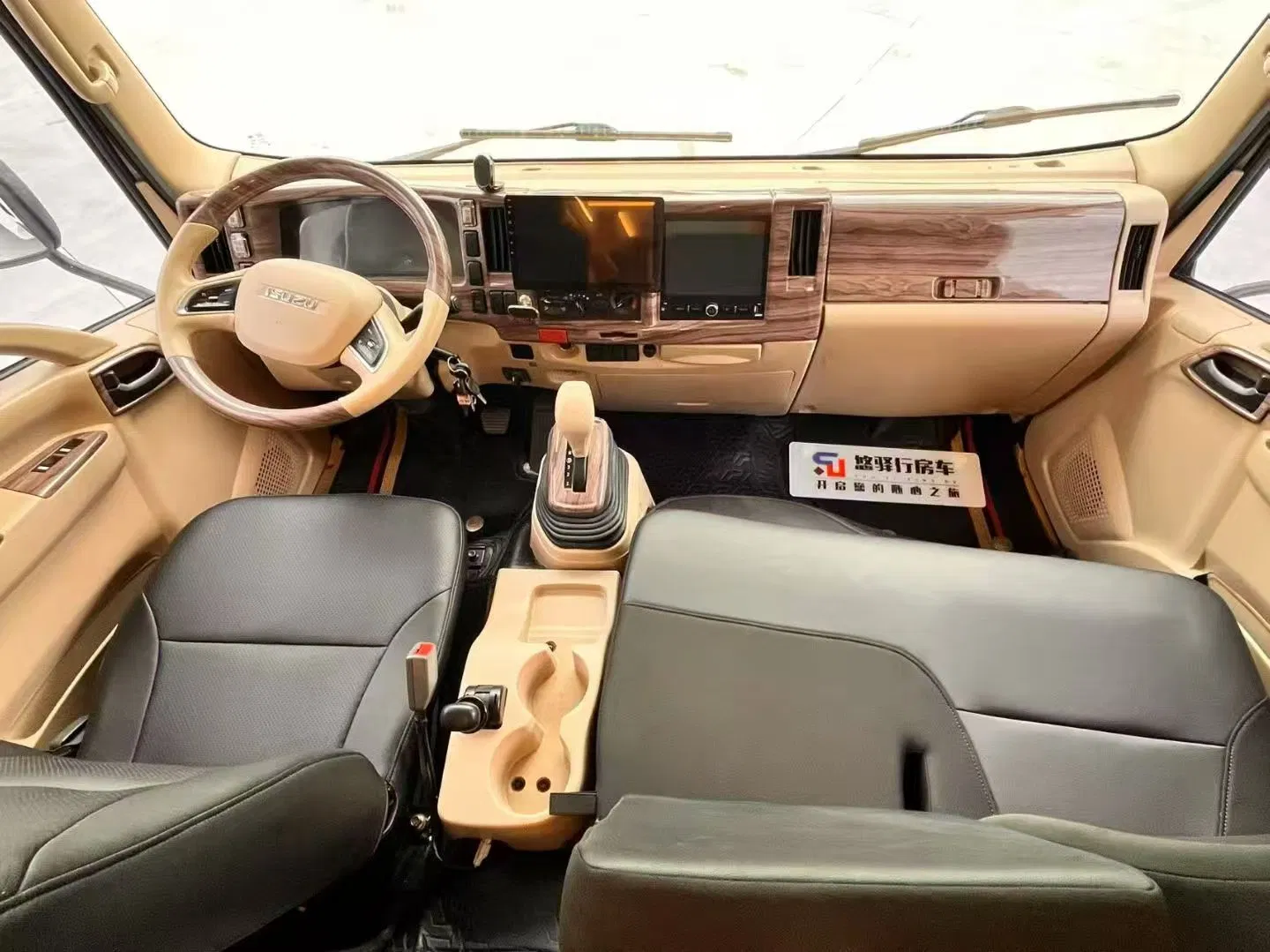 Pru Used Low-Priced Camping Rvs, Multi-Functional Camping Vehicles, off-Road Travel Vehicles