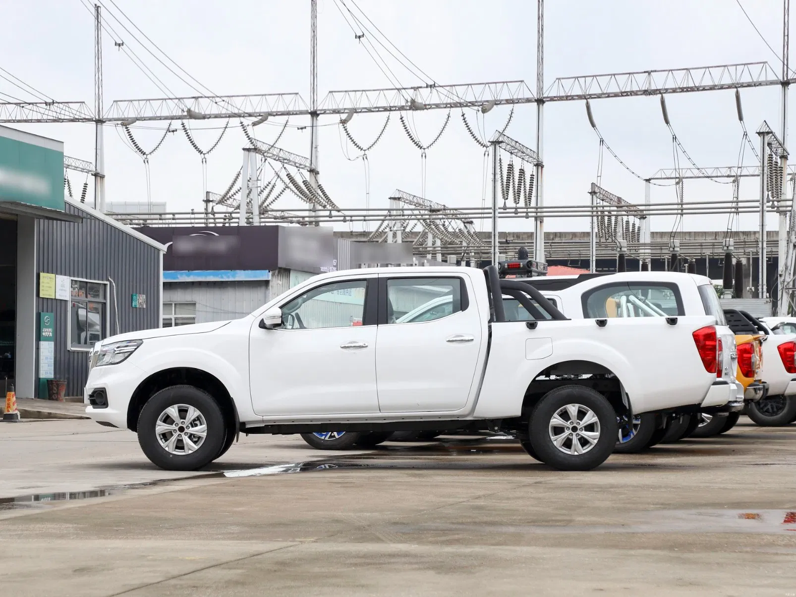 Dongfeng Rich 6 Ruiqi Truck 2WD 4X4 off-Road Version Diesel Engine 2.0t 228 Horsepower China Second Hand Pickup 2024 Gasoline Vehicle Made in China Used New Car