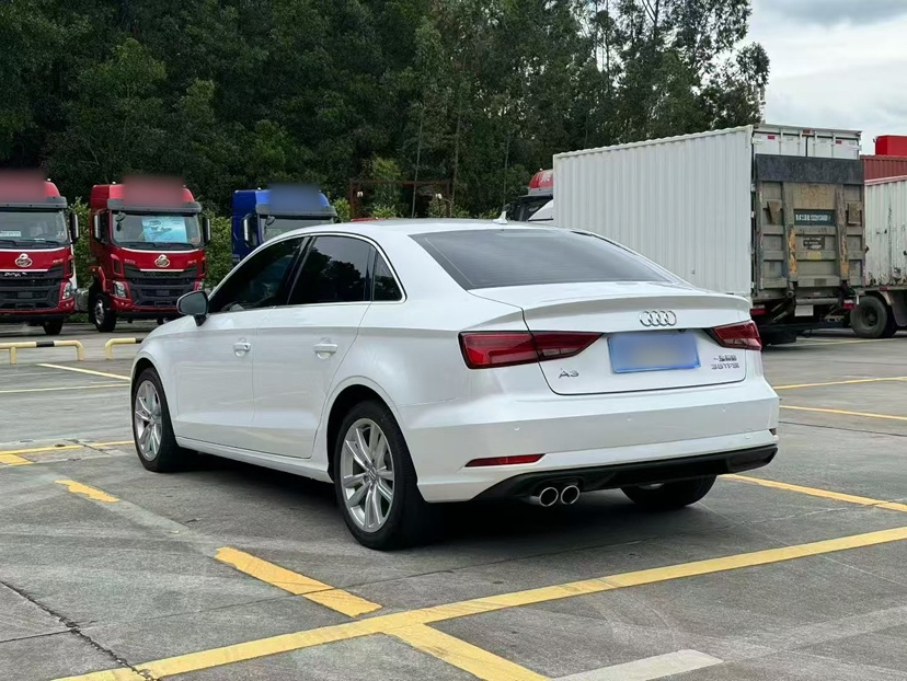 Luxury Used 2021 White Premium Toyo-Ta Sedan with CVT Transmission