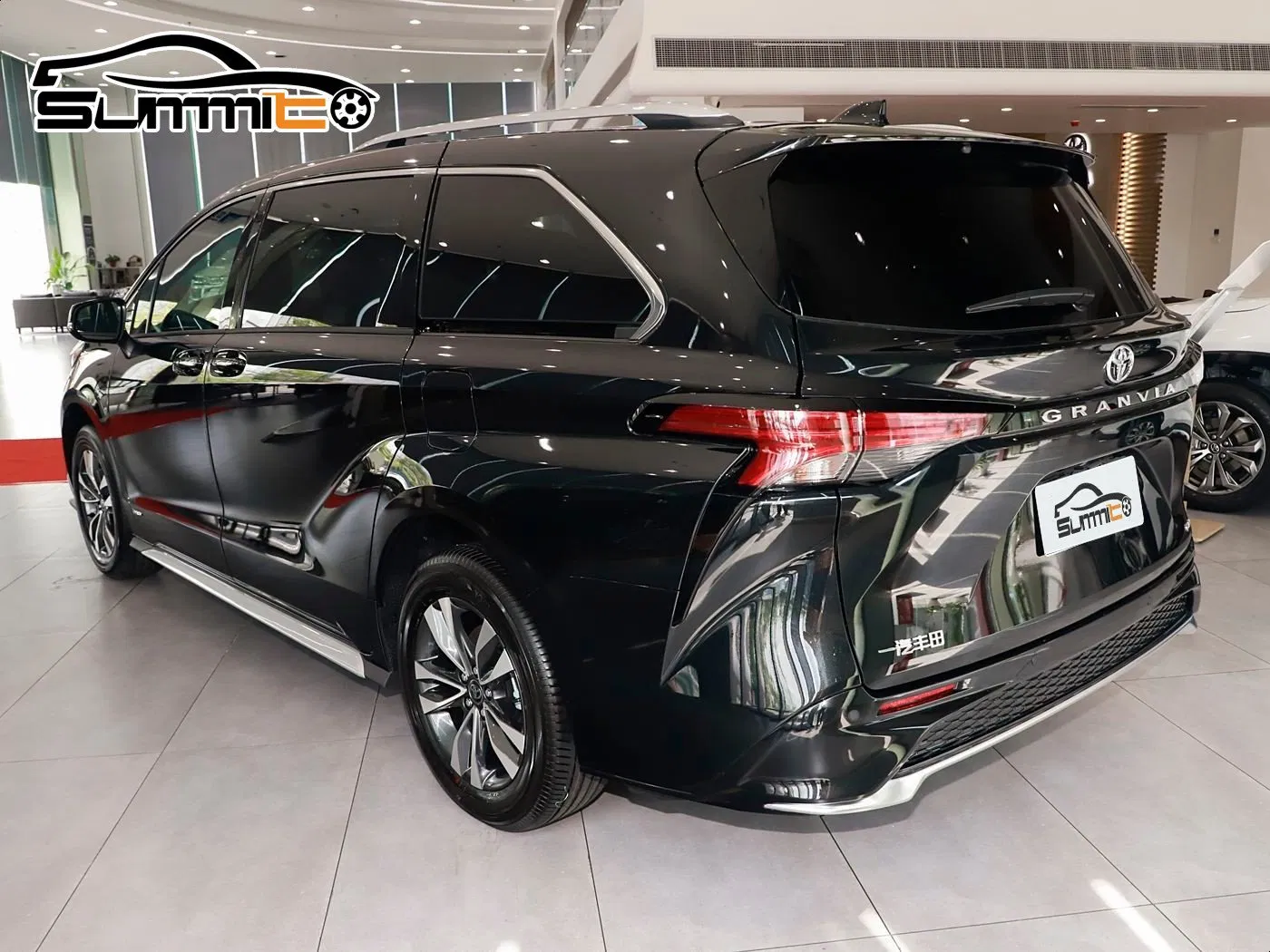 Fashion Toyota Granvia Cheap Cars Used Large-Scale MPV High Performance Hybrid Hev Commercial Vehicle