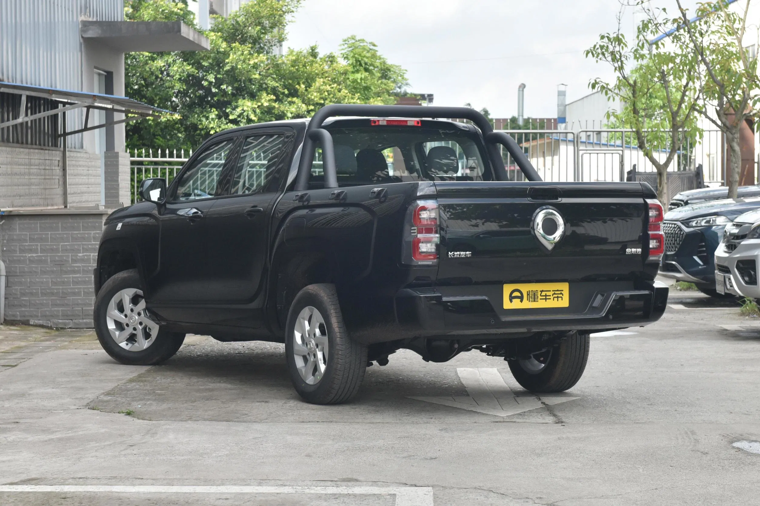 Great Wall King Kong Poer Auto Turbocharge Dark Used 4 Doors 5 Seats Multi Petrol Pickup Truck