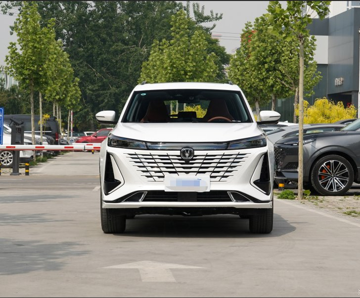 Cheap New and Used China Car Changan CS75 Plus Idd Hybrid SUV Petrol and Electric