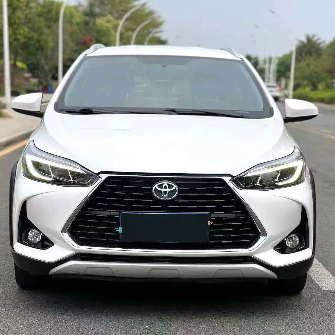 China-Sourced New Toyota Yaris 2025 Hatchback Multi-Function Steering Wheel Bluetooth - Bulk Export Certified Pre-Owned Toyota Yaris 2022 Hybrid CVT Used Car