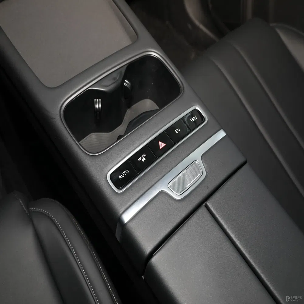 Chery Tiggo 7 C-Dm Detail