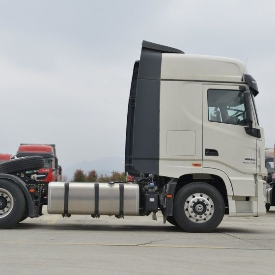 Used/New Dongfeng Commercial Vehicle Tianlong Flagship Kx 520HP for Sale