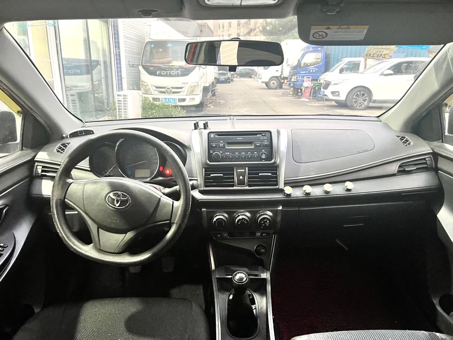 2014 Toyota- Yaris L 1.3e Compact Car High Space Manual Hatchback Fuel-Saving Used Car