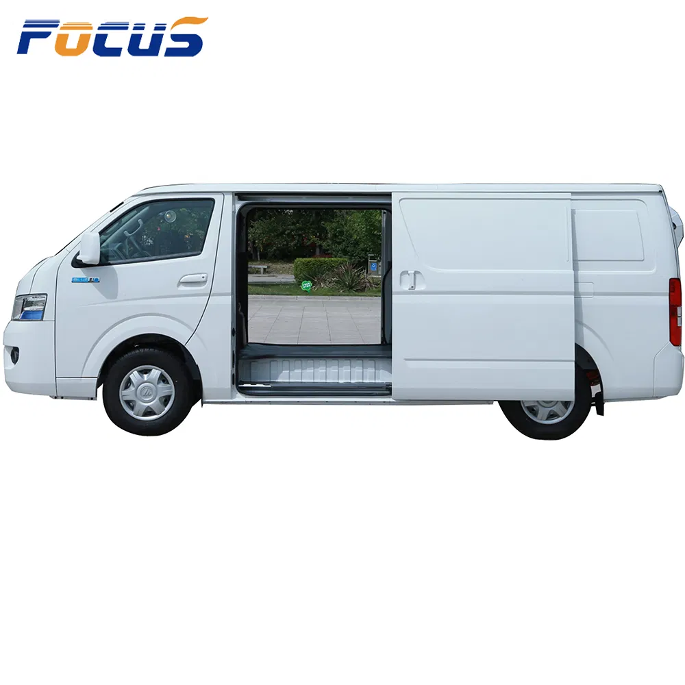 11-Seater Fuel-Efficient Gasoline Minivan Is Suitable for Transporting School Staff and Family Trips