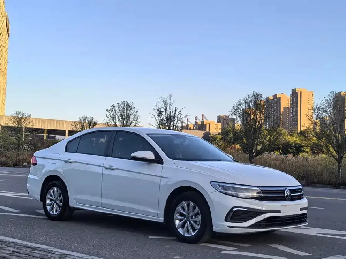 Used VW Bora Interior