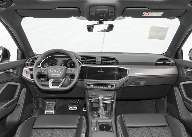 China Used FAW Audi Q3 SUV Luxury Gas Petrol off-Road SUV 1.5t Used Vehicle