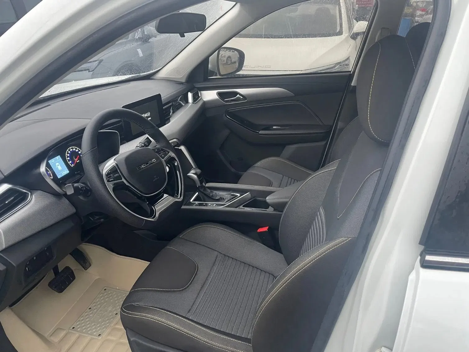 Cheap Price Used Cars Baic Motor Good Condition 2019 2020 2021 Baic X3 Beijing X3 Used Car Secondhand SUV Petrol Gasoline Left Hand Drive