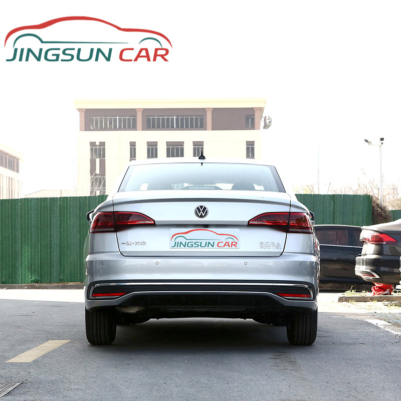 Bora High Performance Front Front Drive 4-Door 5-Seater Sedan 5-Speed Manual Compact Car Used Sedan