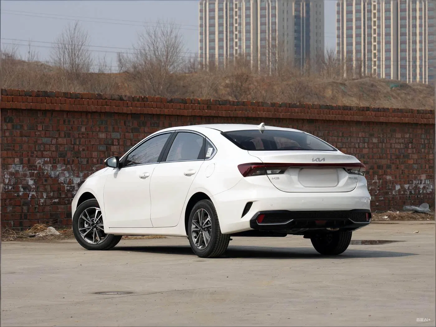 Pre-Owned Geely Emgrand 2025 1.5L CVT Sedan 12 Inch Touchscreen LED Headlights Bluetooth Connectivity Secondhand Car Certified Pre-Owned (CPO)