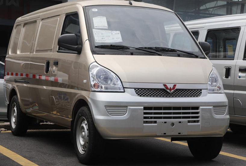 Wuling Glory Van Electric Car Lzw5024xxyevhcac 2.4t 2-Seat 4.49-Meter Mini Van Used Car on Sale