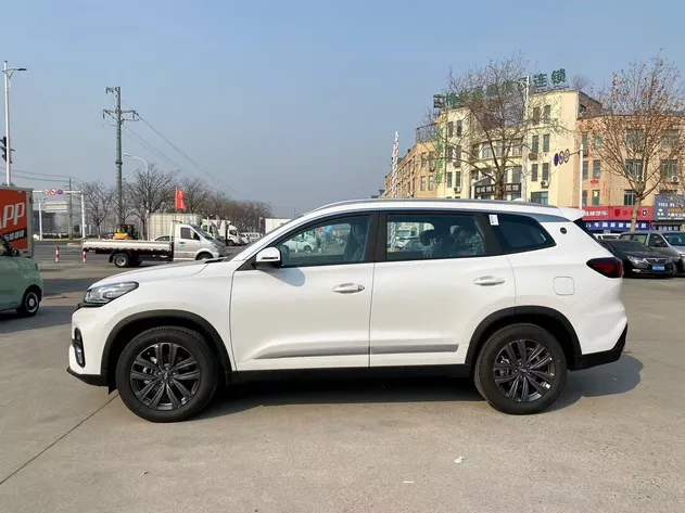 Chery Tiggo 8 SUV Side