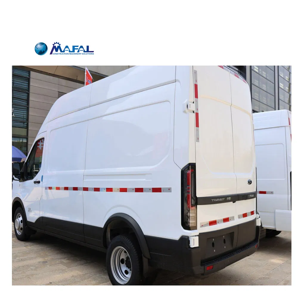 Jiangling Motors T8 2024 Mini Van Used Car Jx6526t-L6 154HP 2.0t Diesel Engine 6 Seats Family Van Car in Store