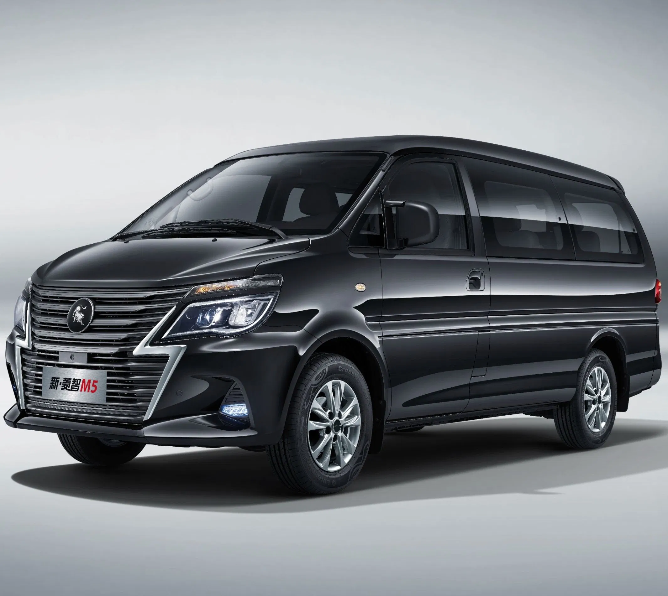 Forthing High Quality MPV 50L Fuel Tank Lingzhi M5 Long Range Minivan