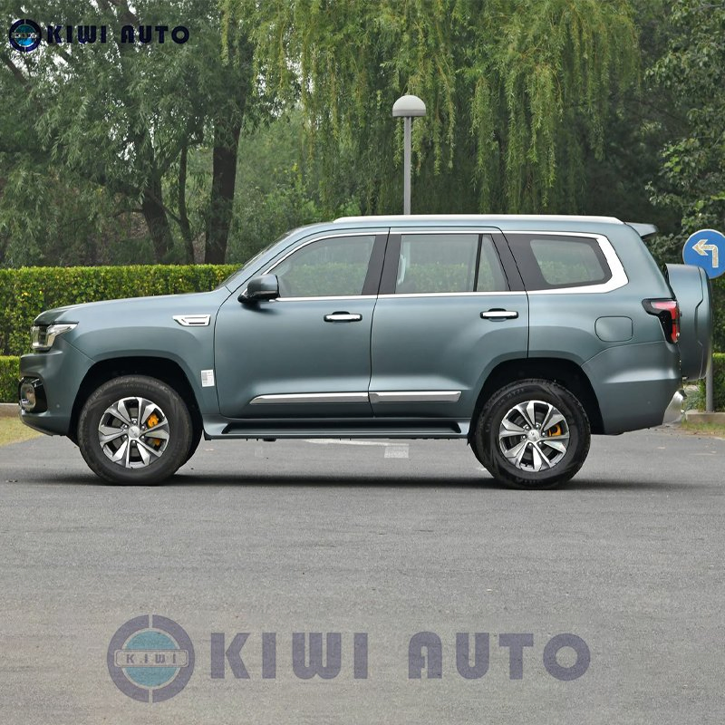 Beijing off Road Bj60 2.0t Thousand Mile /Weekend Edition 5/7seat Diesel+48vhybrid Left Hand Four-Wheel Drive Gasoline Used Car /New Car for Export
