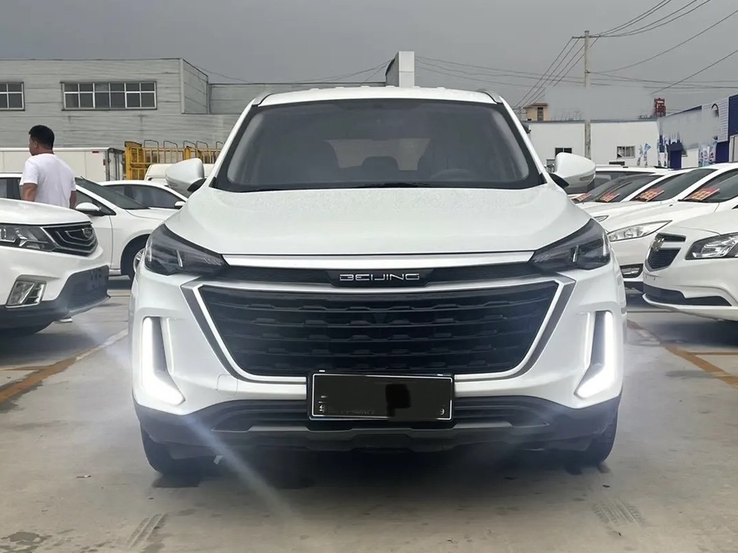 Cheap Price Used Cars Baic Motor Good Condition 2019 2020 2021 Baic X3 Beijing X3 Used Car Secondhand SUV Petrol Gasoline Left Hand Drive