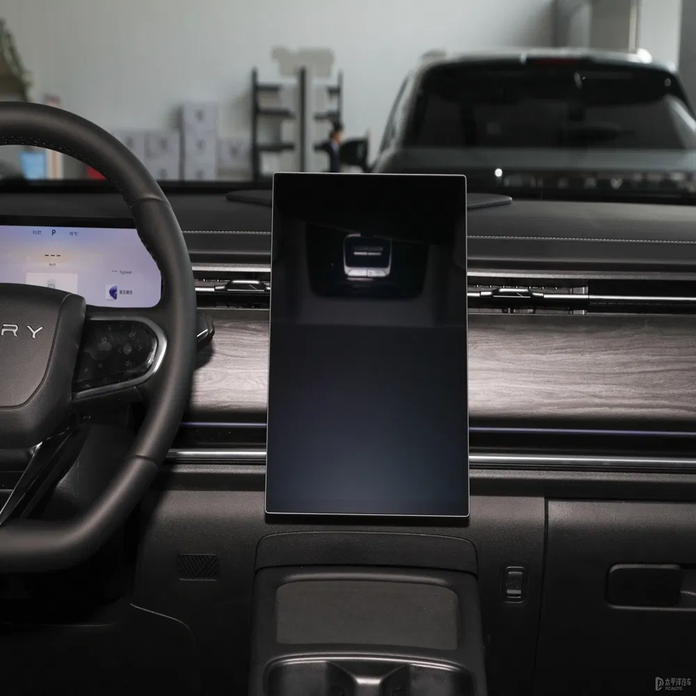 Chery Tiggo 7 C-Dm Side View