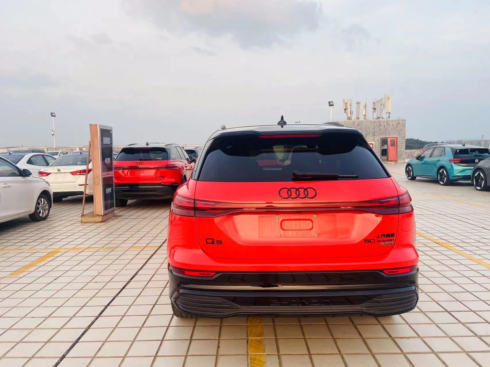 Audi Q5 2022 E-Tron Quattro Edition One Art Collection Edition Cheap Used Car