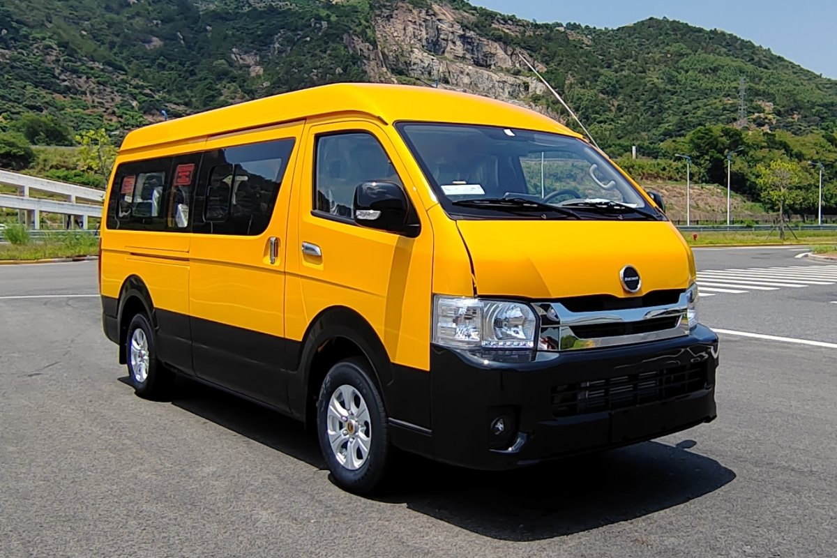 17 Seat Multi-Utility Electric Minivan: Passenger Transport and Cargo Hauling
