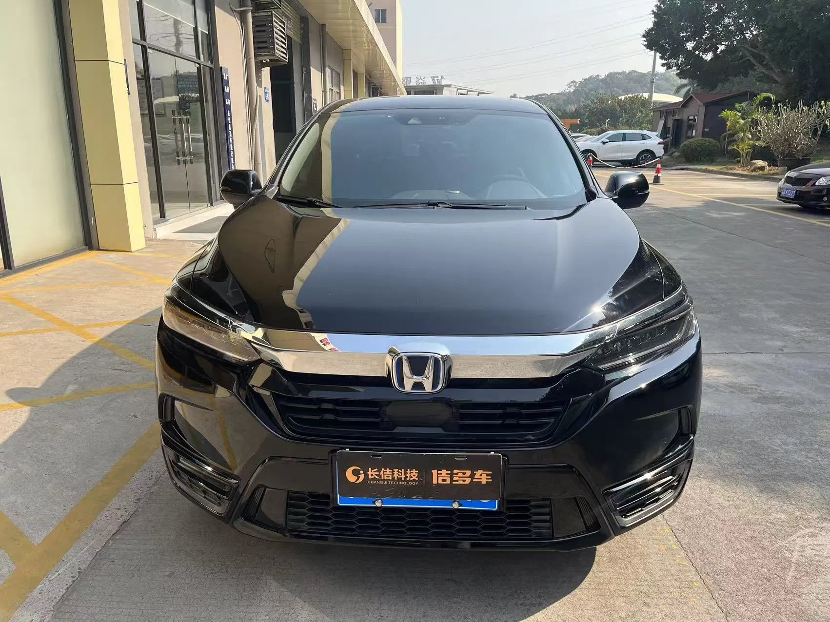 2020 Breeze Hybrid: 2.0L, Luxury, Fuel-Saving used car